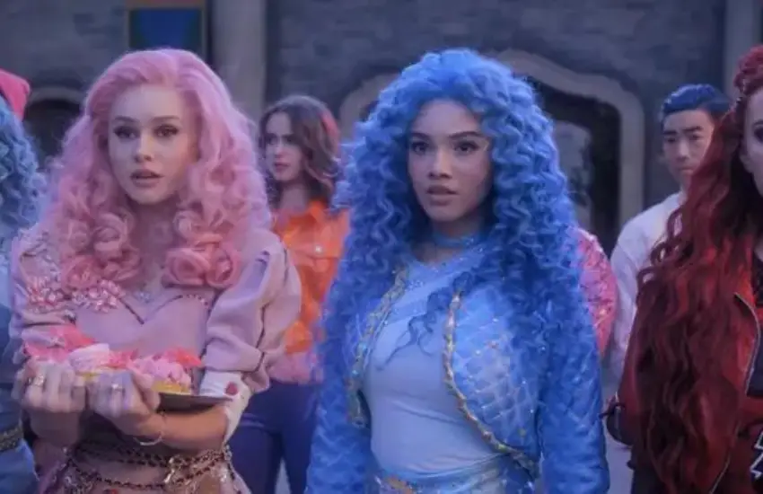 Descendants 4 costumes